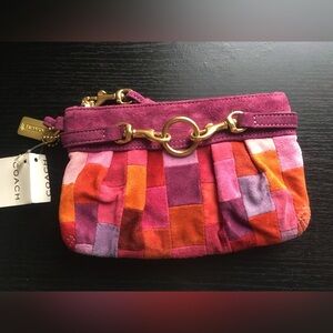 NWT Vintage Blush/Burgundy Patterned Coach Clutch Bag